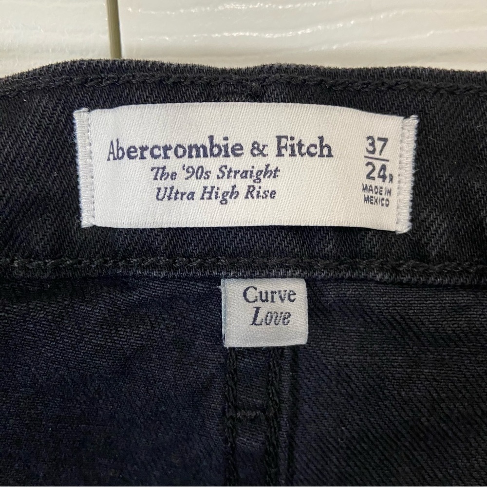Abercrombie & Fitch NWT Ultra High Rise 90s Straight Denim Jeans Black size 24 - Picture 9 of 10